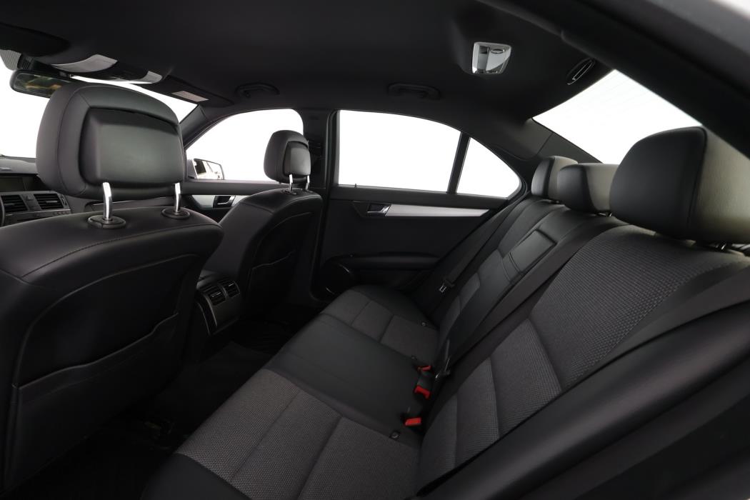 MERCEDES-BENZ C 2010
