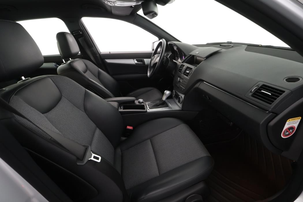 MERCEDES-BENZ C 2010