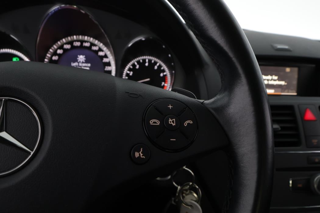 MERCEDES-BENZ C 2010