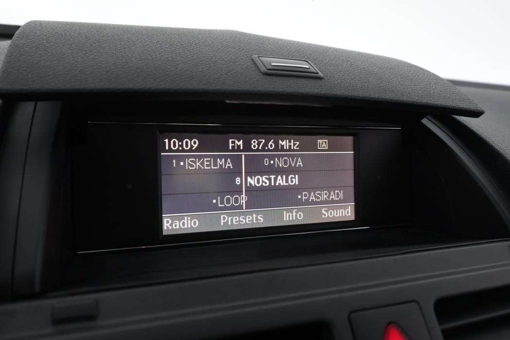 MERCEDES-BENZ C 2010