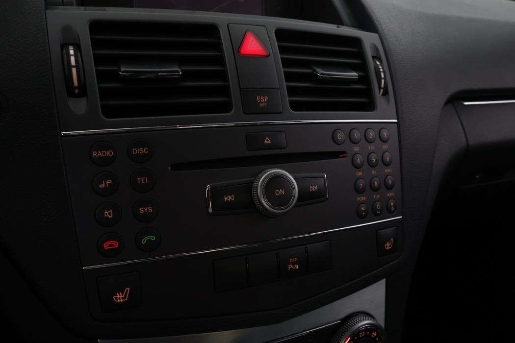 MERCEDES-BENZ C 2010
