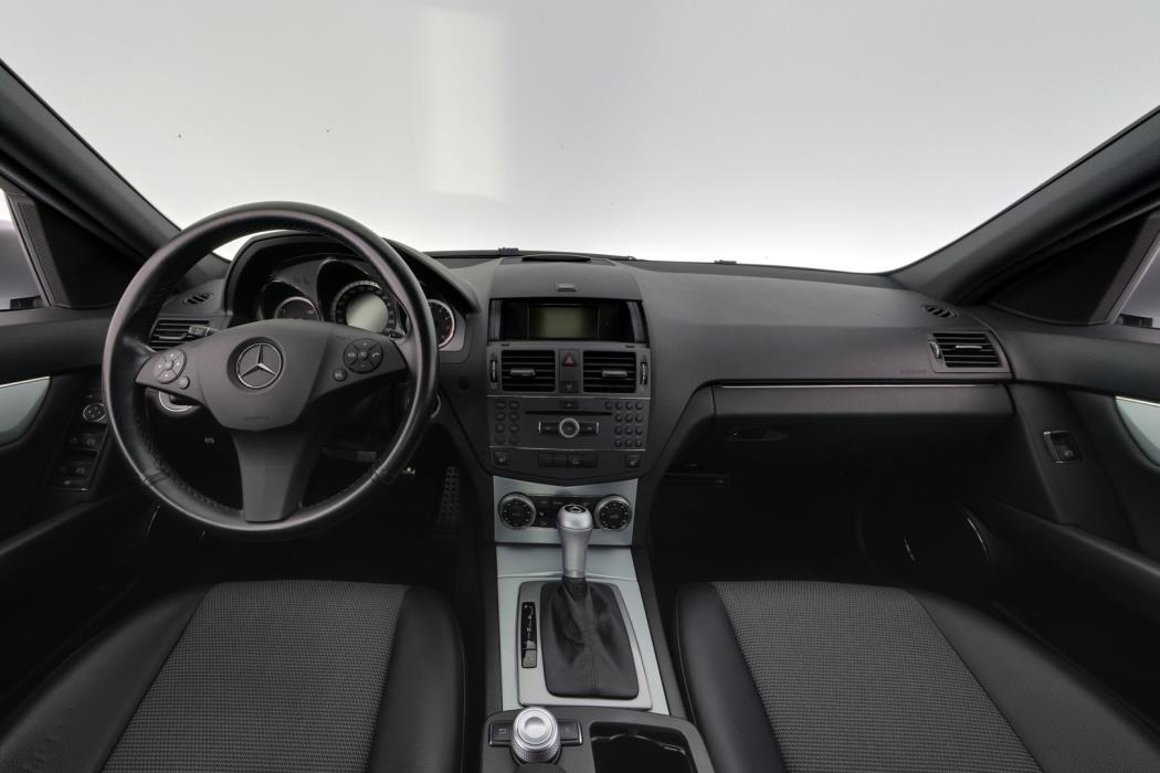 MERCEDES-BENZ C 2010
