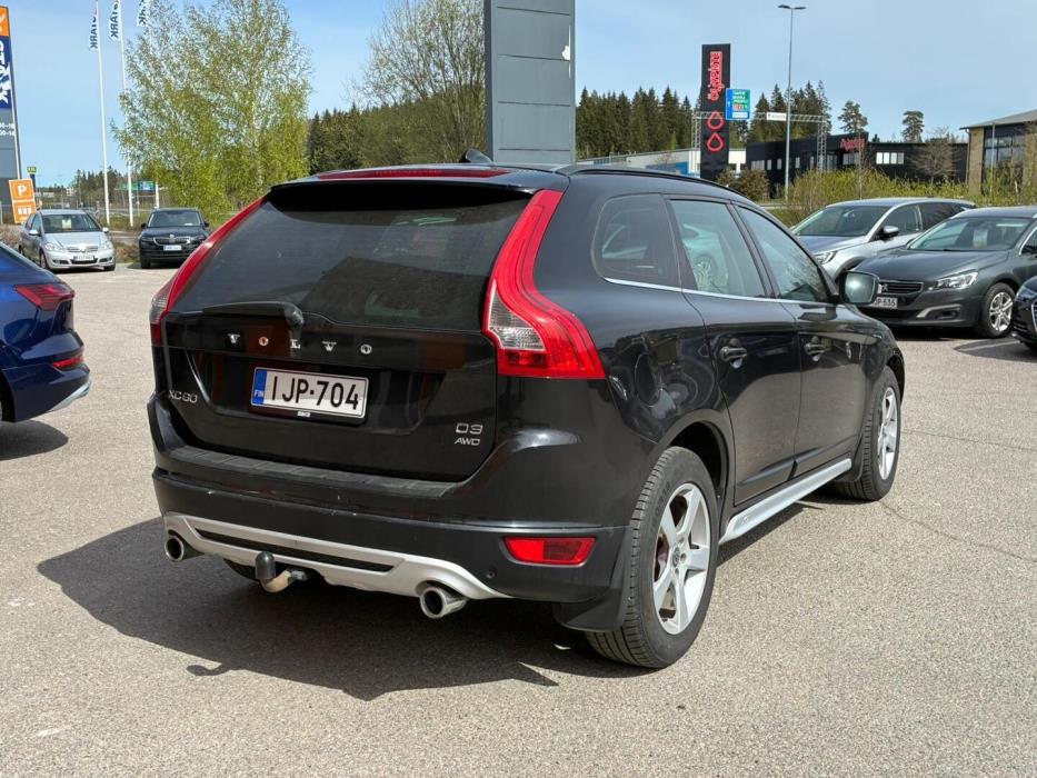 VOLVO XC60 2011