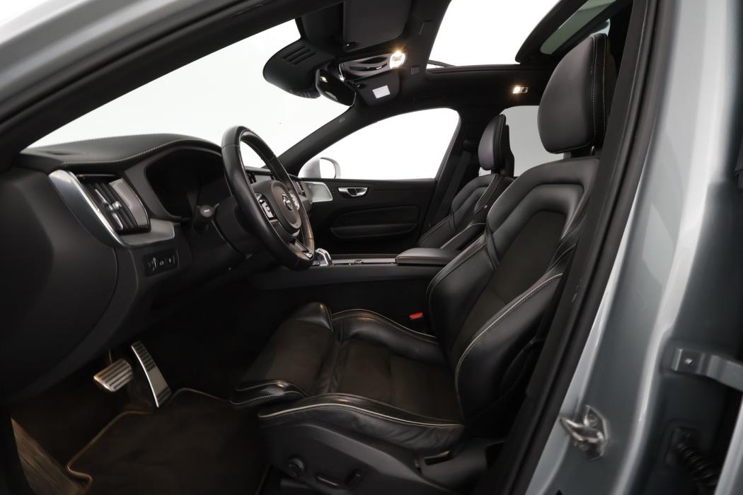VOLVO XC60 2018