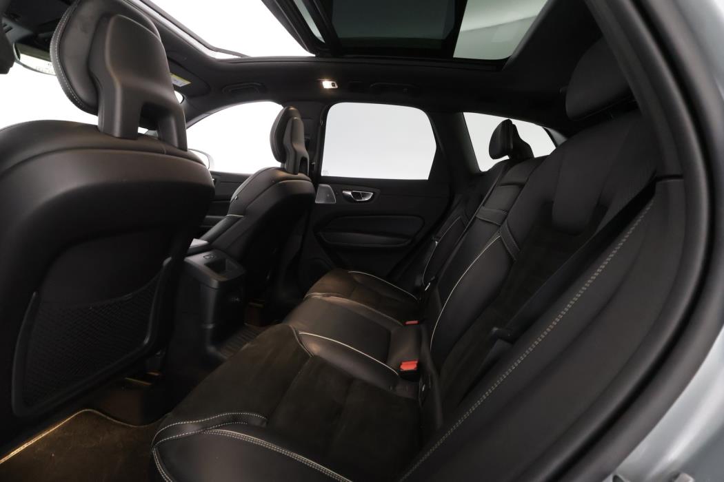 VOLVO XC60 2018