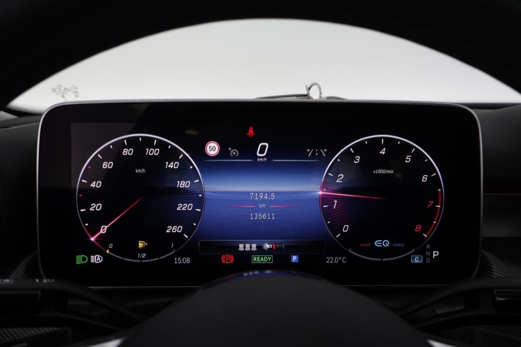 MERCEDES-BENZ C 180 2021