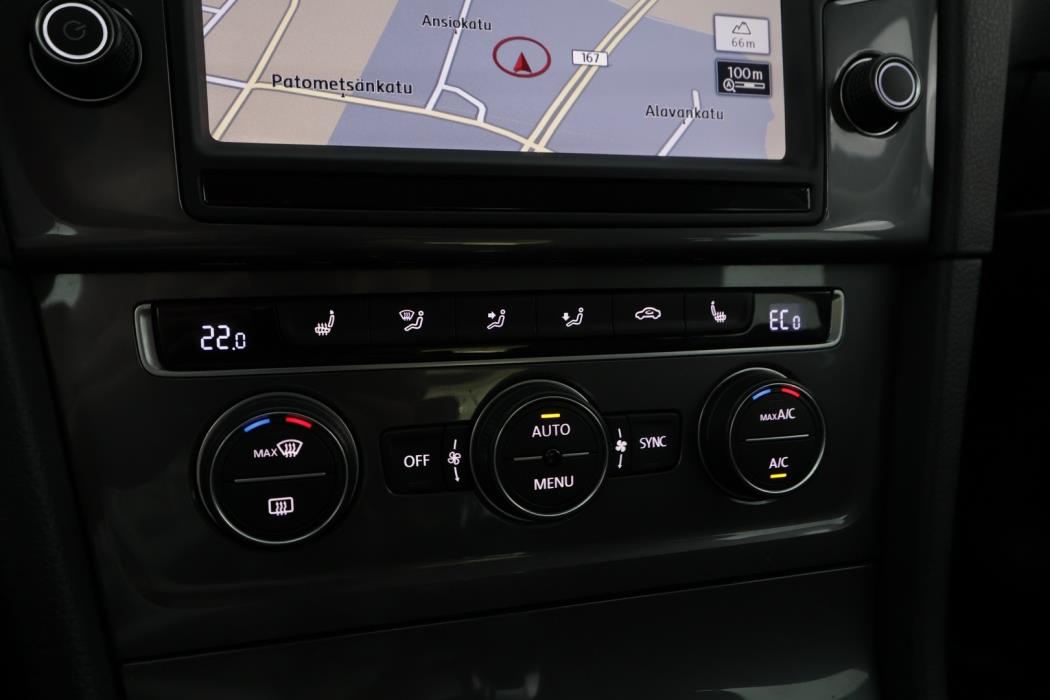 VOLKSWAGEN Golf 2015