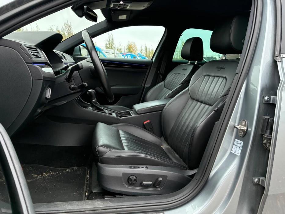 SKODA Superb 2019