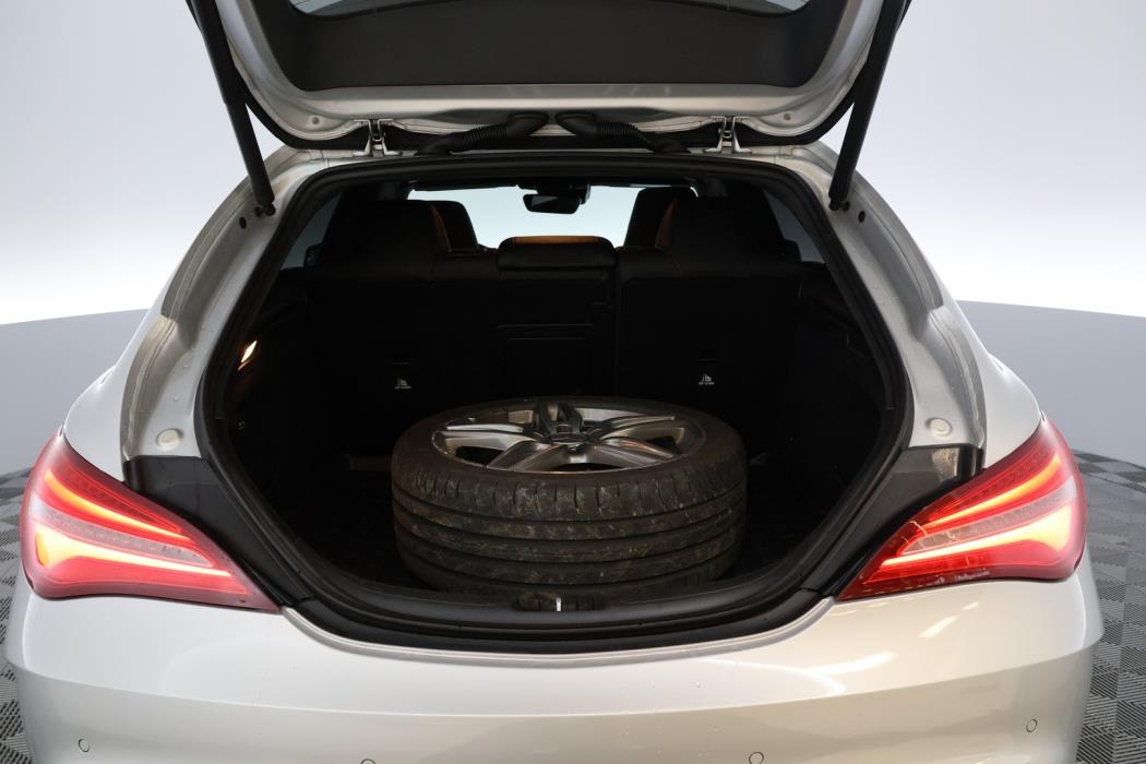 MERCEDES-BENZ CLA 2017