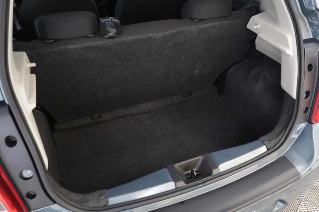 NISSAN Micra 2016