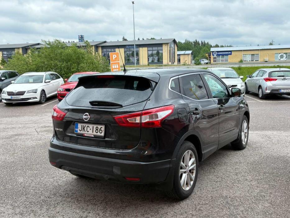 NISSAN Qashqai 2017