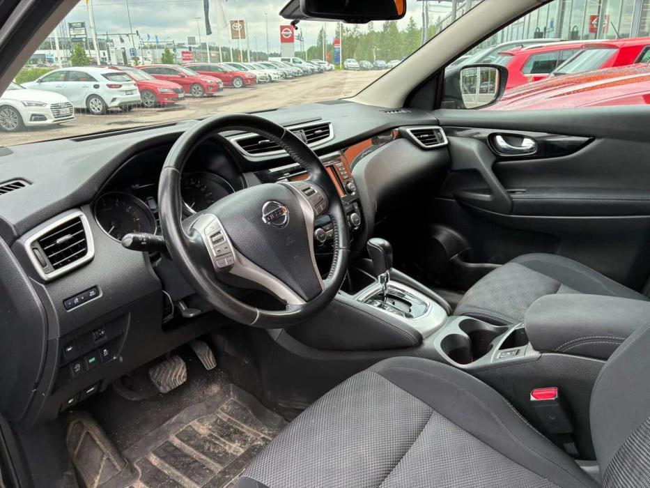 NISSAN Qashqai 2017