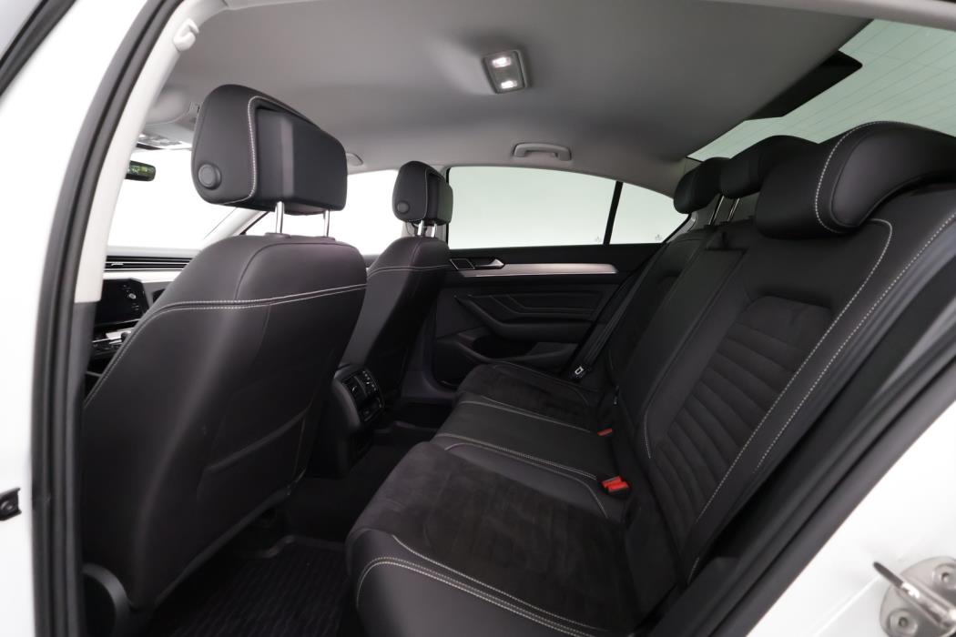 VOLKSWAGEN Passat 2021