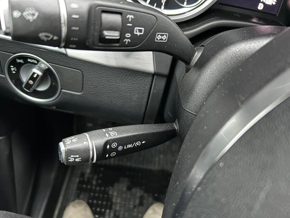 MERCEDES-BENZ ML 2011