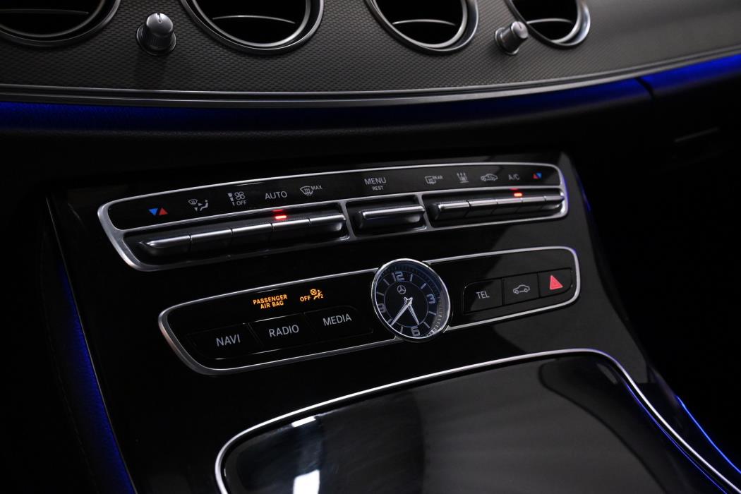 MERCEDES-BENZ E 2017