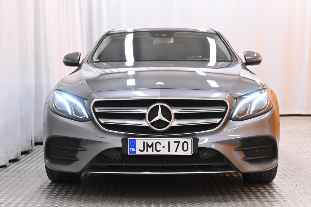 MERCEDES-BENZ E 2017