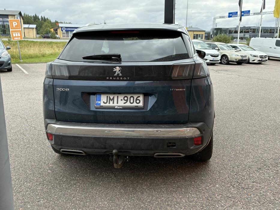 PEUGEOT 3008 2021