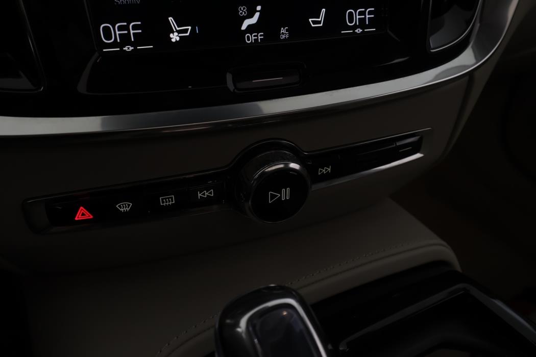 VOLVO V60 2019