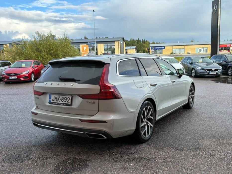 VOLVO V60 2019