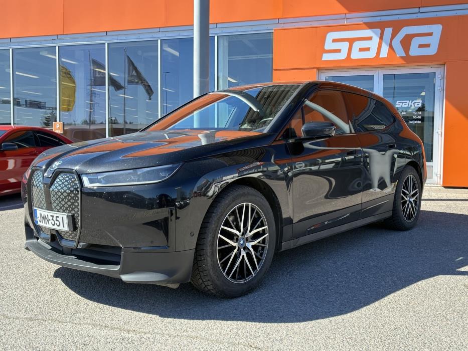 BMW iX 2023