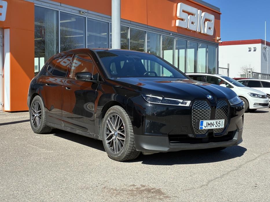 BMW iX 2023