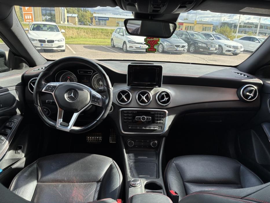 MERCEDES-BENZ CLA 2013