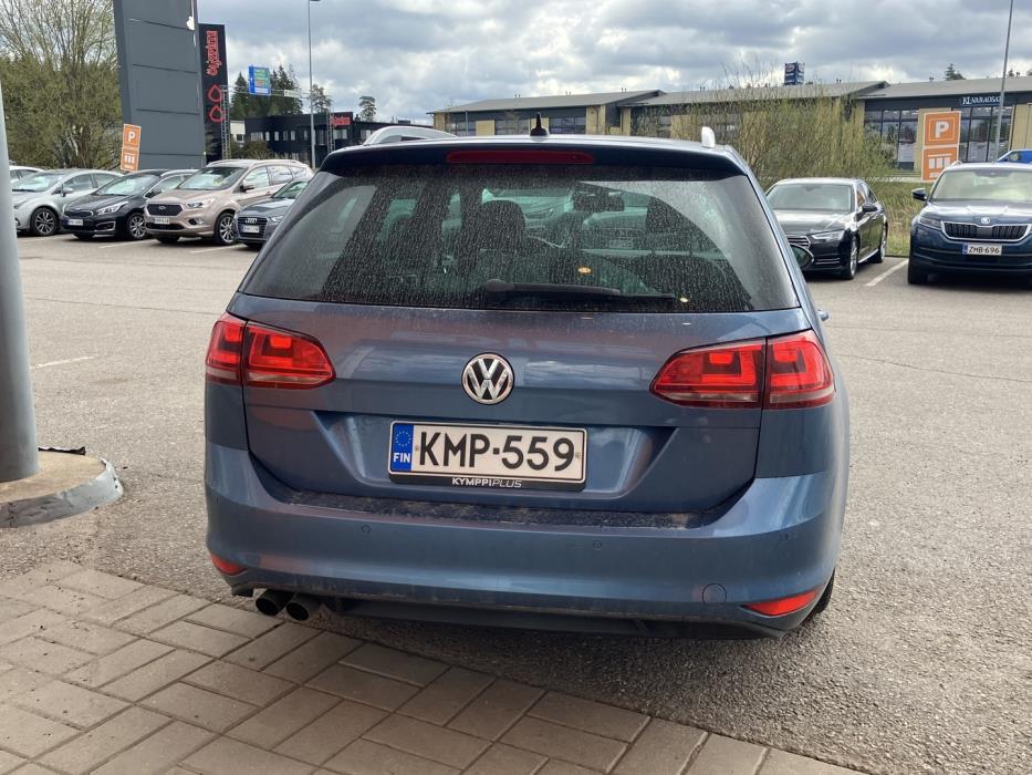 VOLKSWAGEN Golf 2014