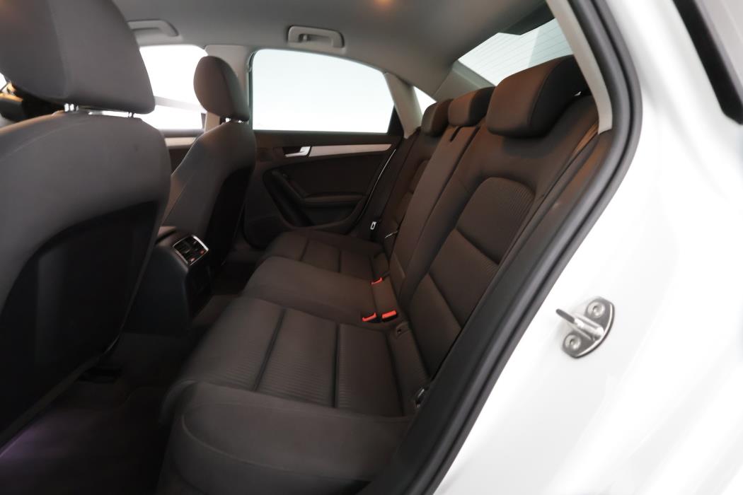 AUDI A4 2014