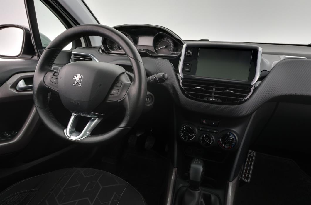 PEUGEOT 2008 2016