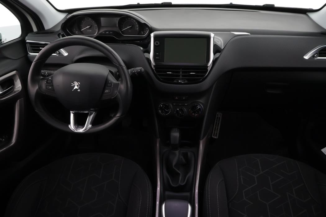 PEUGEOT 2008 2016