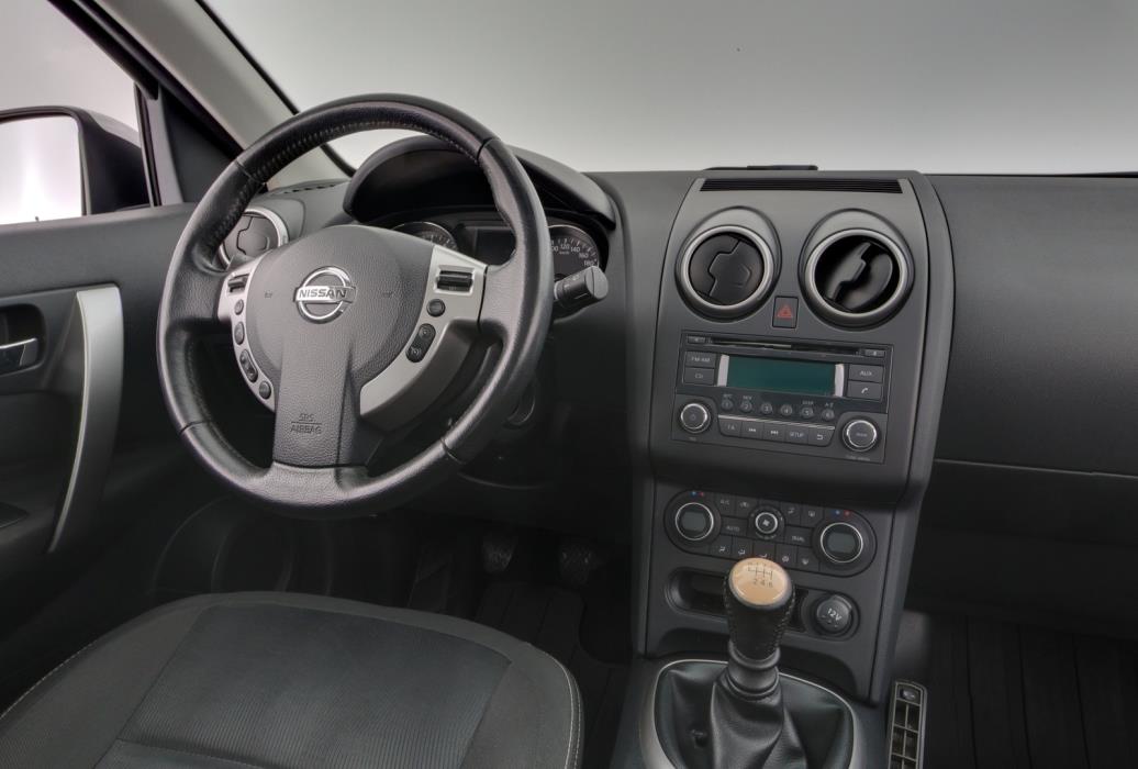 NISSAN Qashqai 2011