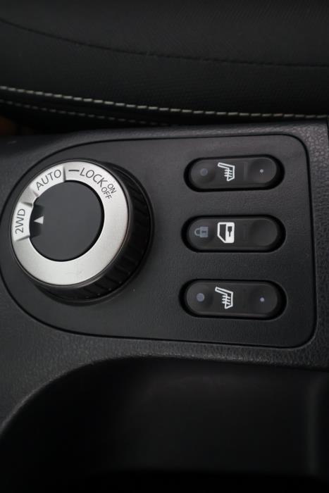 NISSAN Qashqai 2011