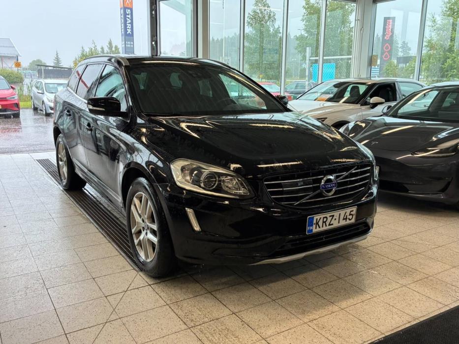 VOLVO XC60 2017