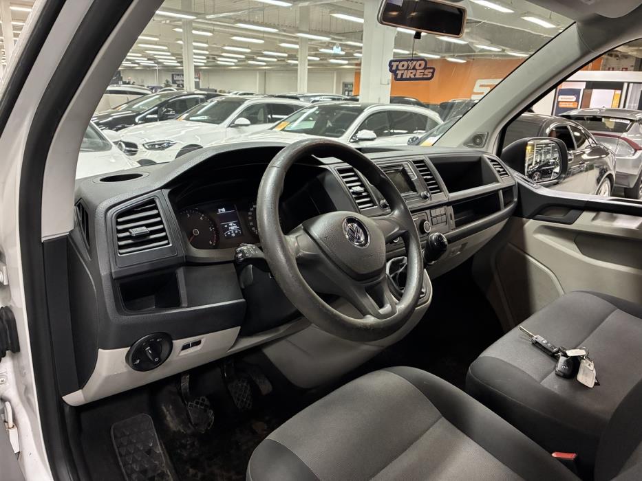 VOLKSWAGEN Transporter 2016