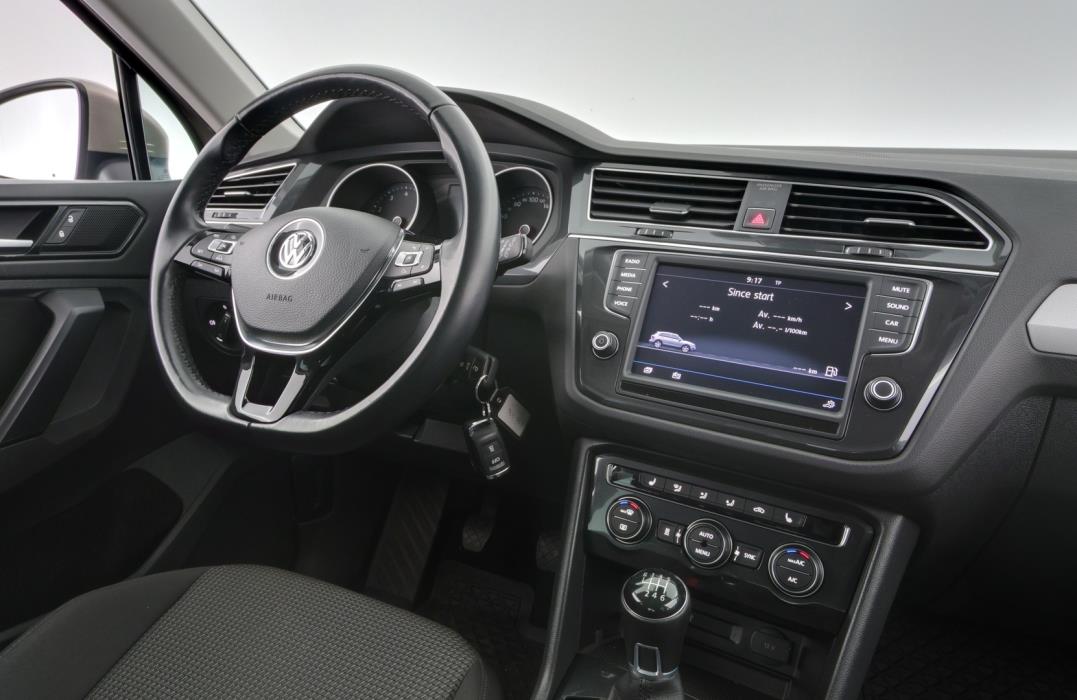 VOLKSWAGEN Tiguan 2017