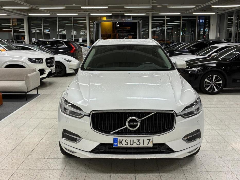 VOLVO XC60 2018