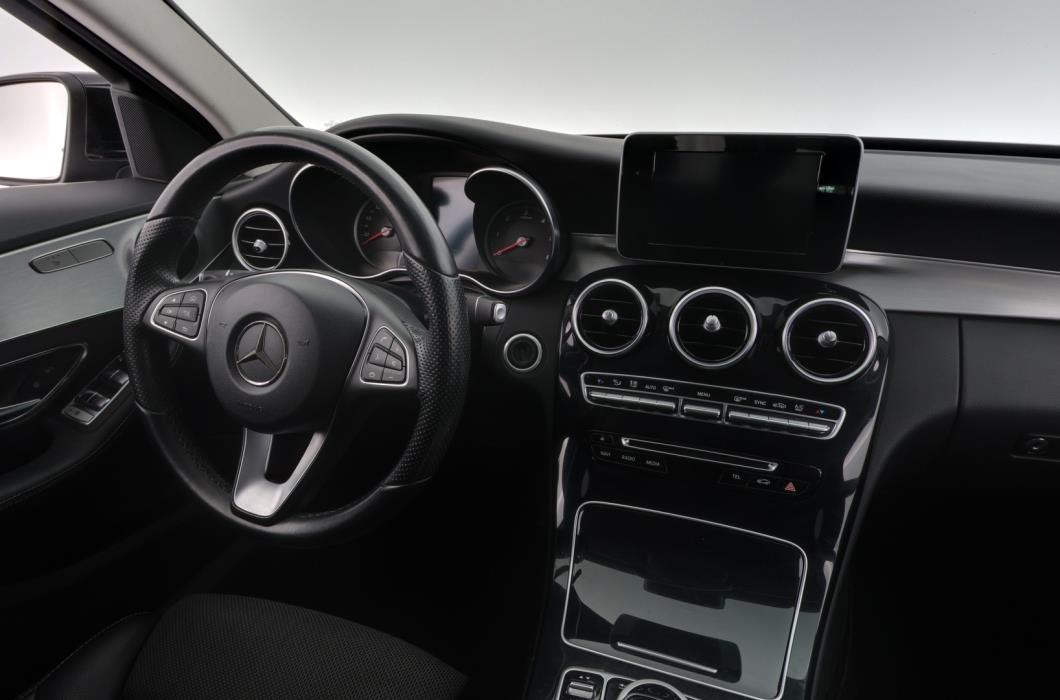 MERCEDES-BENZ C 2016