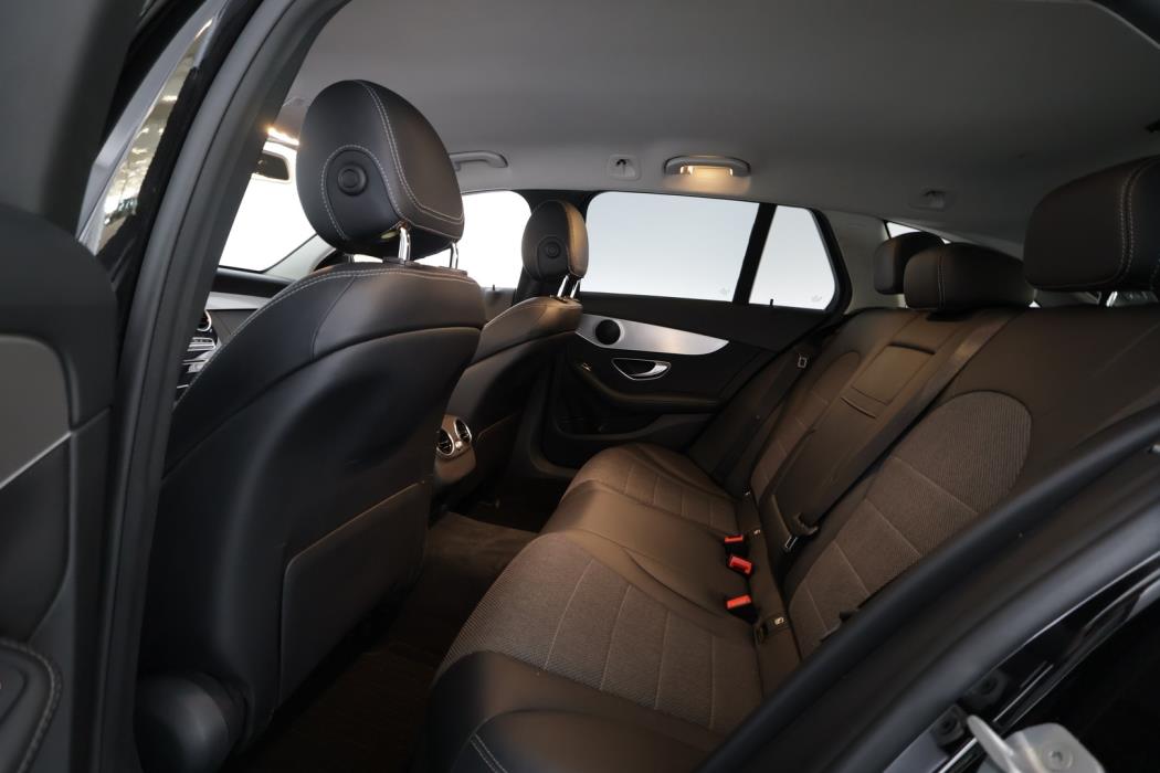 MERCEDES-BENZ C 2016
