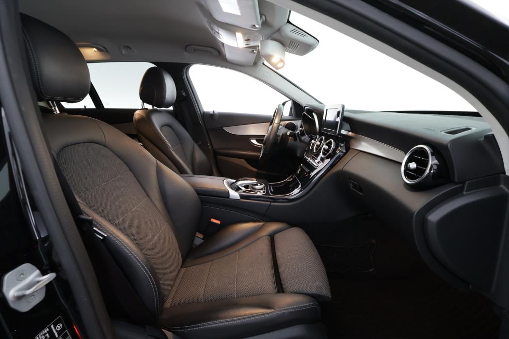 MERCEDES-BENZ C 2016