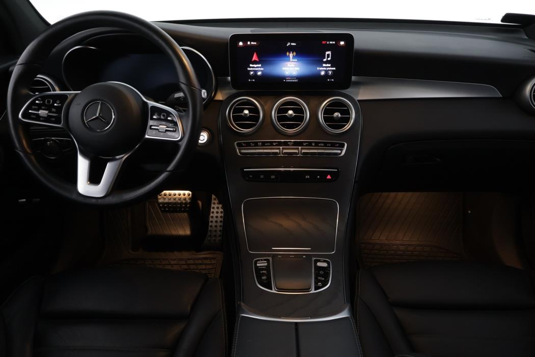 MERCEDES-BENZ GLC 2021