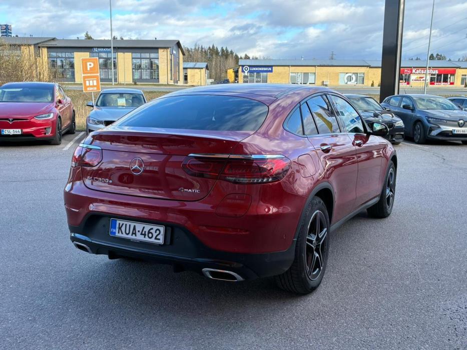 MERCEDES-BENZ GLC 2021