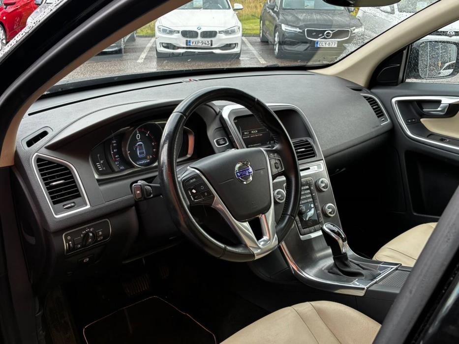 VOLVO XC60 2016