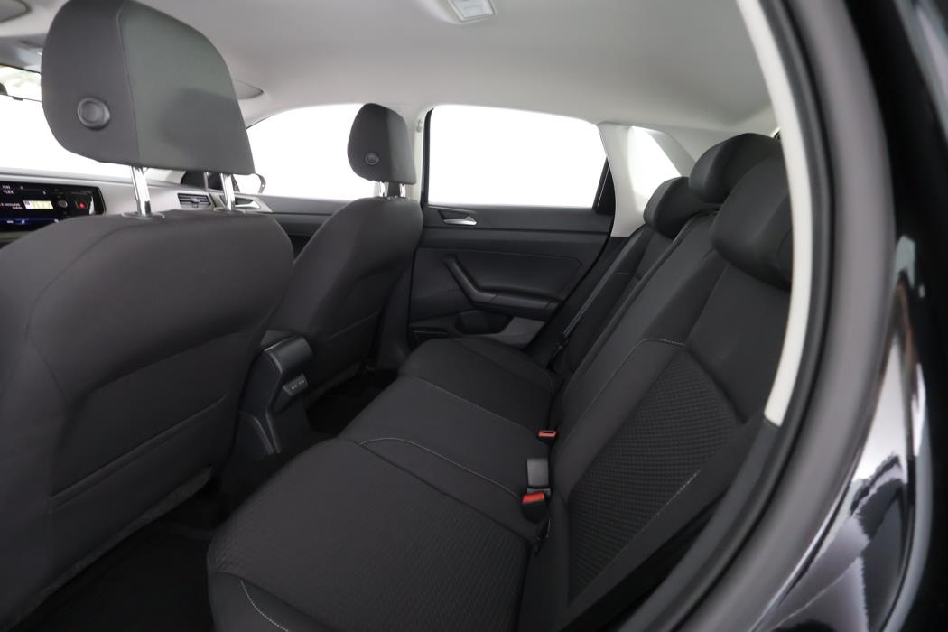 VOLKSWAGEN Polo 2021