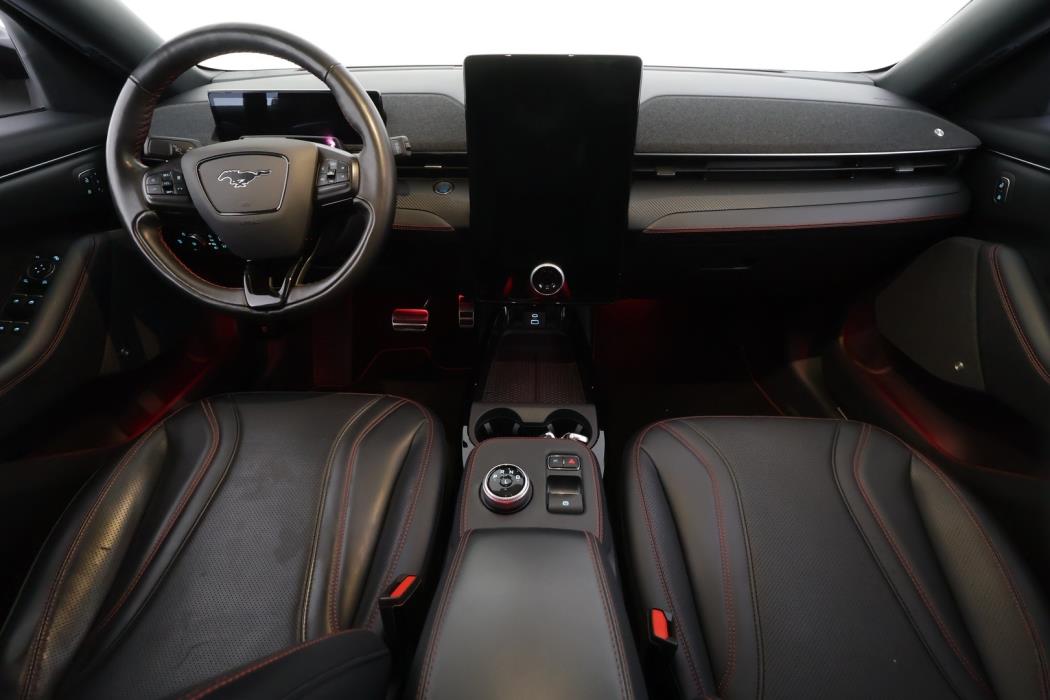 FORD Mustang Mach-E 2021