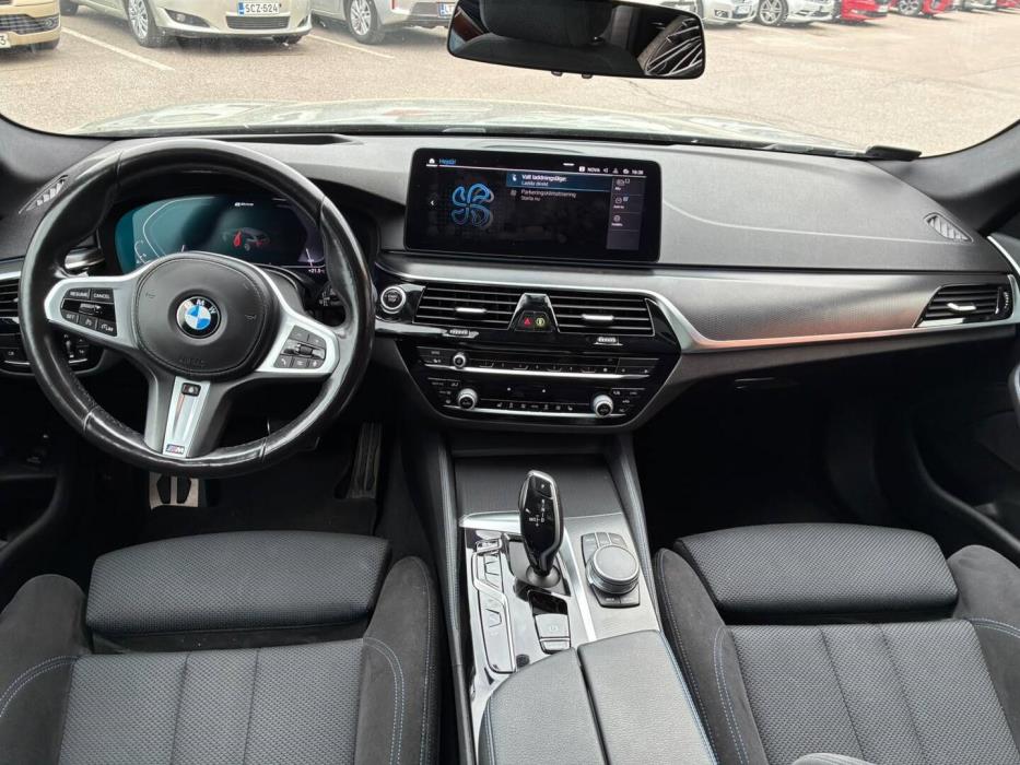 BMW 530 2021
