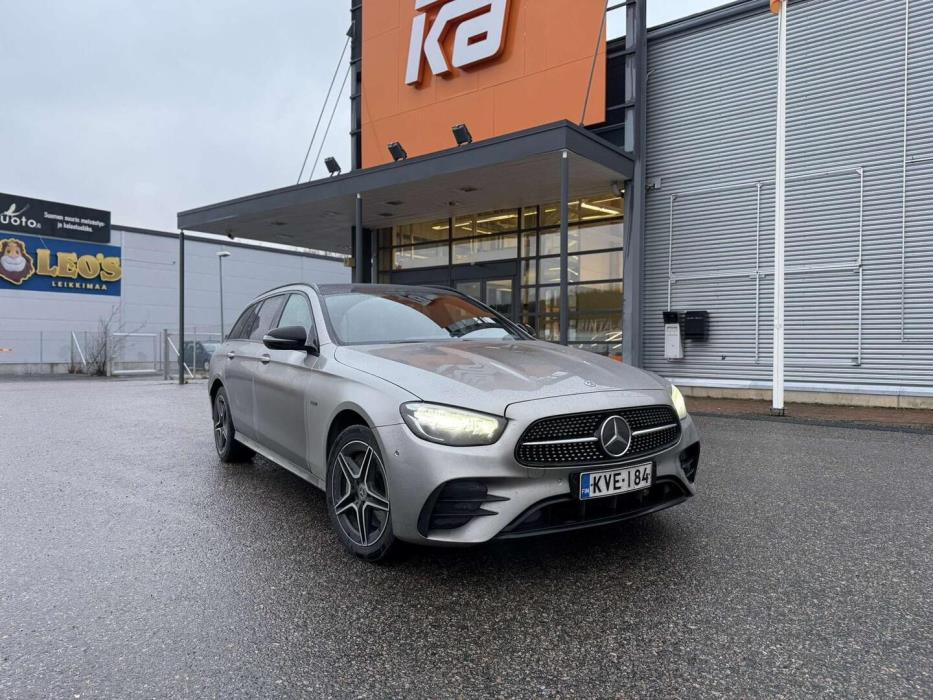 MERCEDES-BENZ E 2021