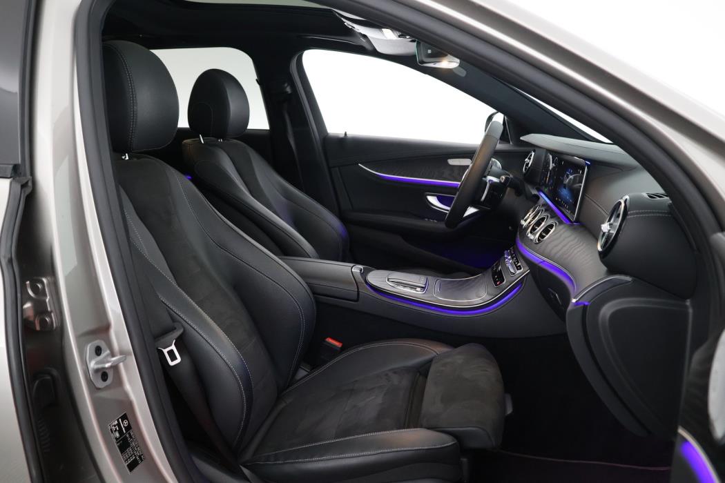 MERCEDES-BENZ E 2021