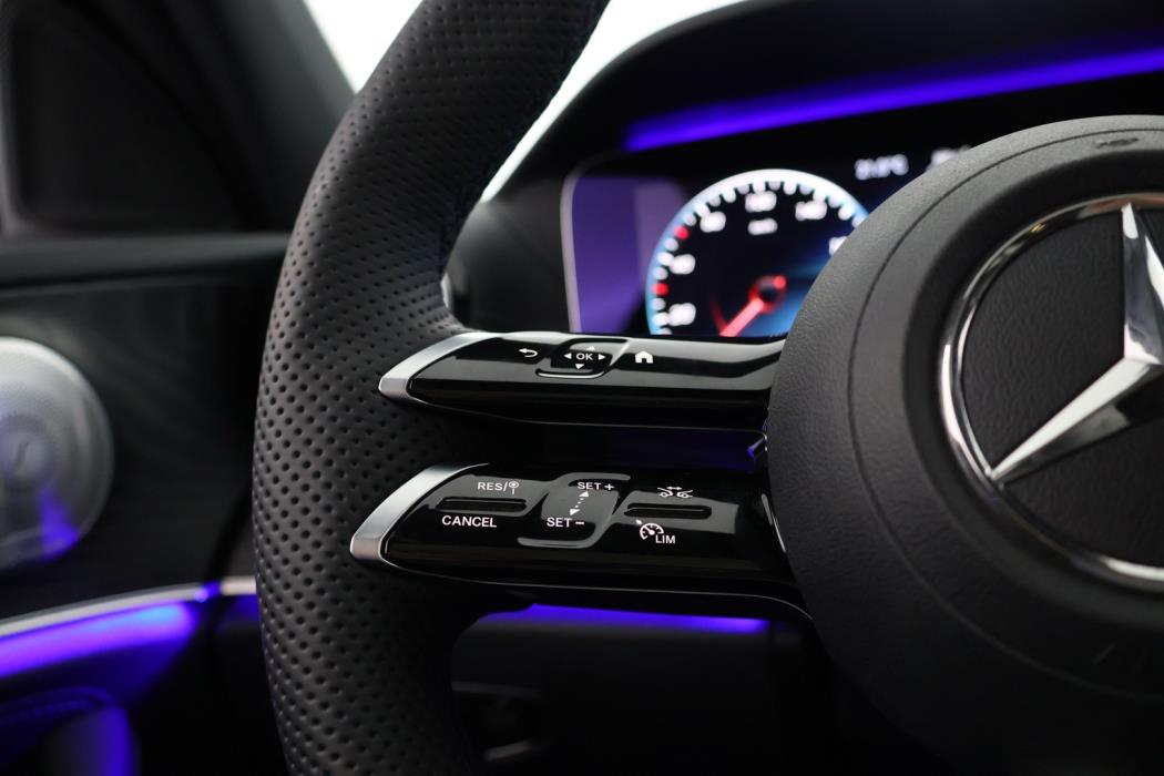 MERCEDES-BENZ E 2021