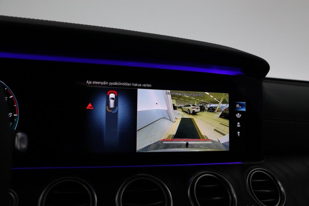 MERCEDES-BENZ E 2021