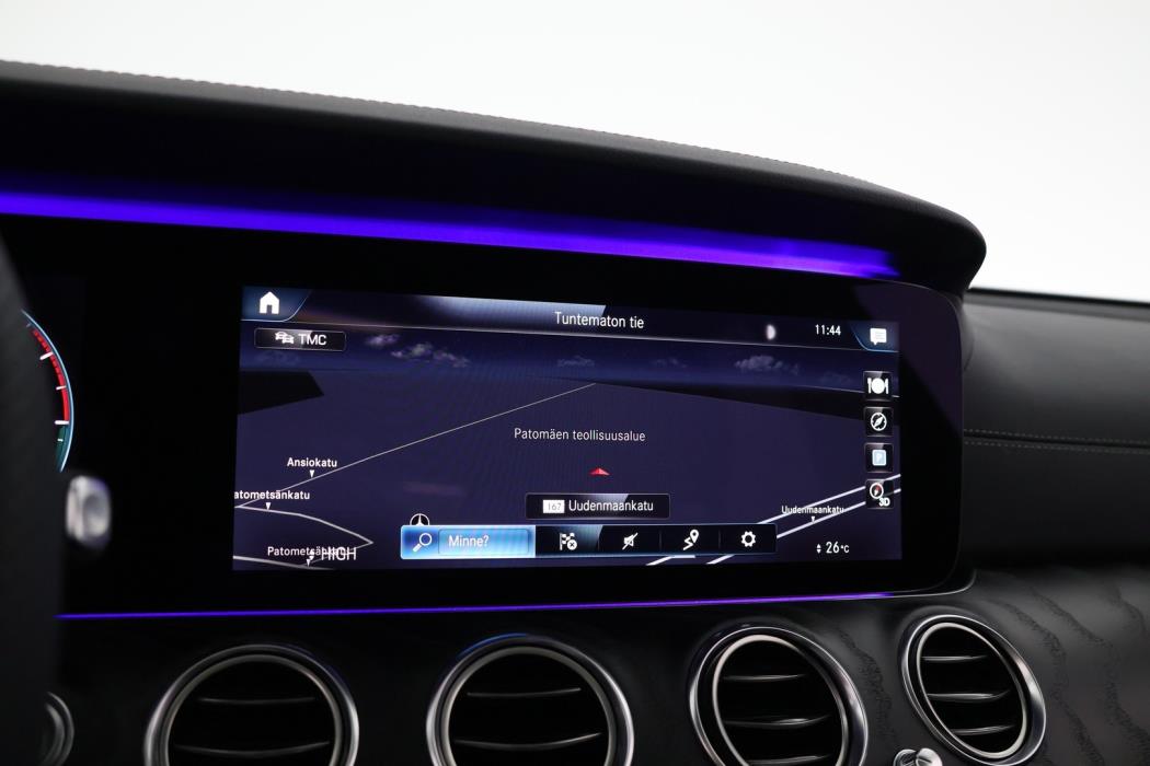 MERCEDES-BENZ E 2021